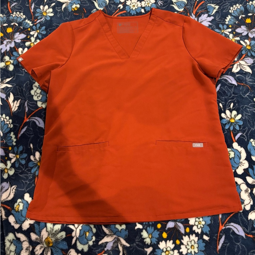 Figs Women's Scrub Set in Burnt Orange - Picture 2 of 3